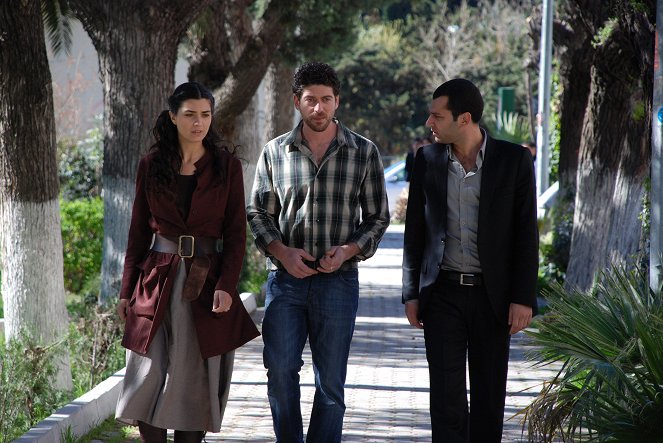 Asi - De la película - Tuba Büyüküstün, Murat Yıldırım