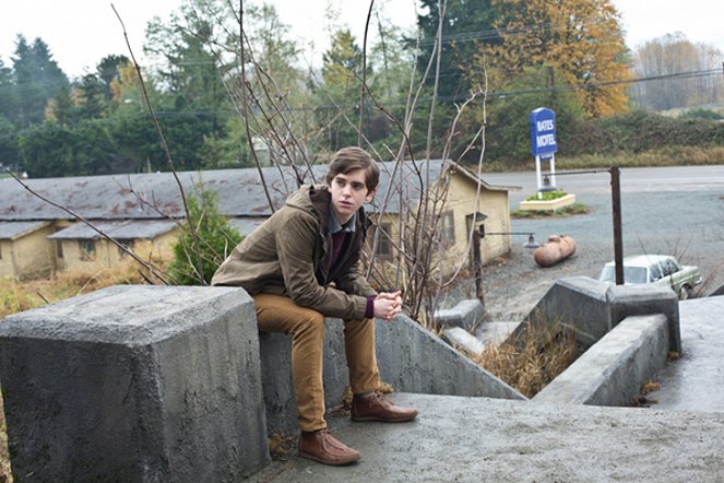 Bates Motel - Psycho a kezdetektől - What's Wrong with Norman - Filmfotók - Freddie Highmore
