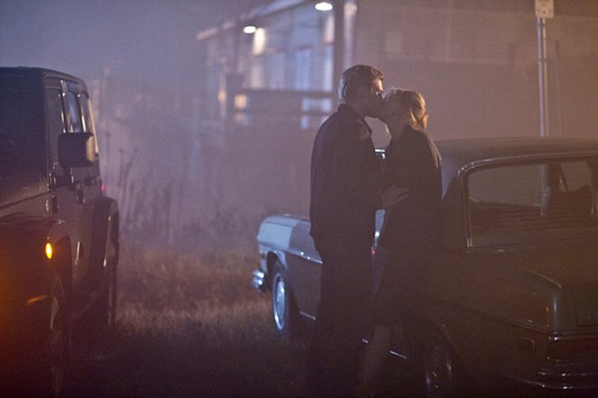 Bates Motel - Season 1 - Noch bevor die Hoffnung stirbt - Filmfotos - Mike Vogel, Vera Farmiga