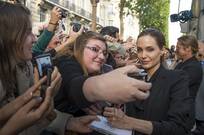 Z világháború - Rendezvények - Angelina Jolie