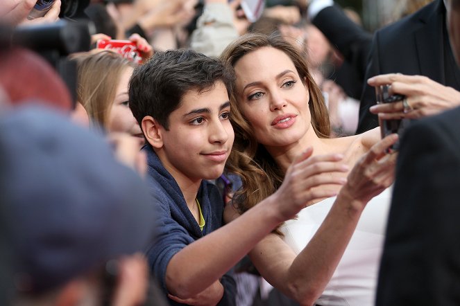 WWZ - Guerra Mundial - De eventos - Angelina Jolie