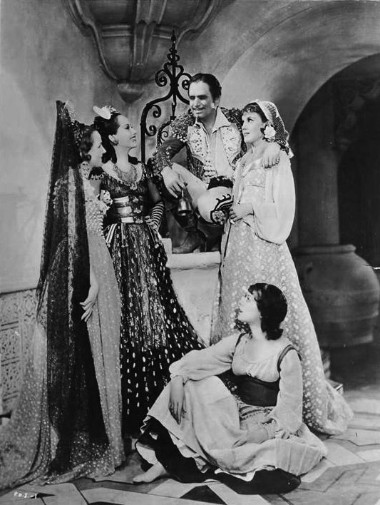 The Private Life Of Don Juan - Van film - Merle Oberon, Douglas Fairbanks