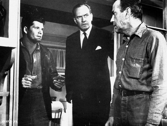 The Desperate Hours - Van film - Dewey Martin, Fredric March, Humphrey Bogart