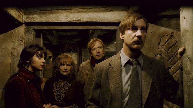 Harry Potter and the Half-Blood Prince - Van film - Natalia Tena, Julie Walters, Mark Williams, David Thewlis