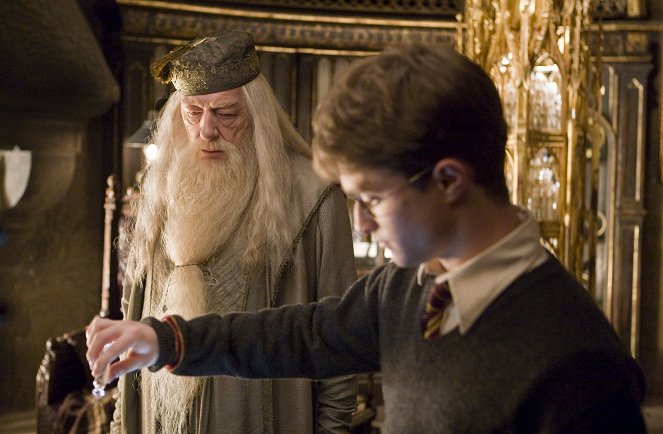 Harry Potter i Książę Półkrwi - Z filmu - Michael Gambon, Daniel Radcliffe