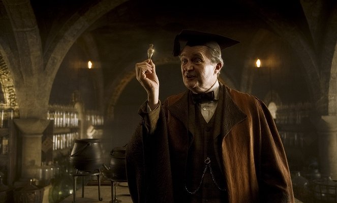 Harry Potter et le Prince de sang mêlé - Film - Jim Broadbent