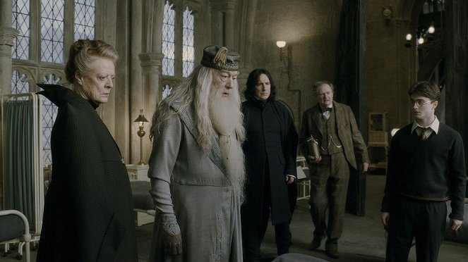 Harry Potter a Princ dvojí krve - Z filmu - Maggie Smith, Michael Gambon, Alan Rickman, Jim Broadbent, Daniel Radcliffe