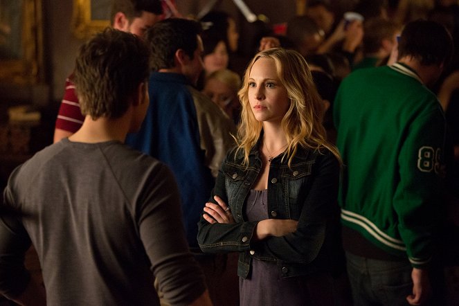 The Vampire Diaries - Bring It On - Photos - Candice King