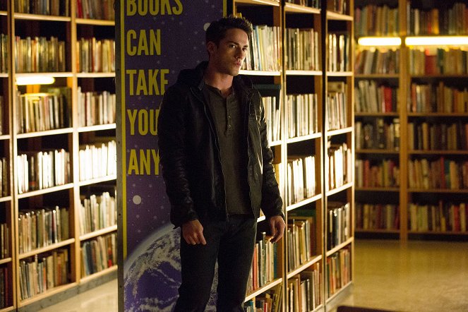 The Vampire Diaries - After School Special - Photos - Michael Trevino