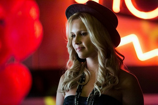 The Vampire Diaries - A View to a Kill - Van film - Claire Holt