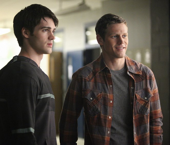 The Vampire Diaries - We All Go a Little Mad Sometimes - Photos - Steven R. McQueen, Zach Roerig