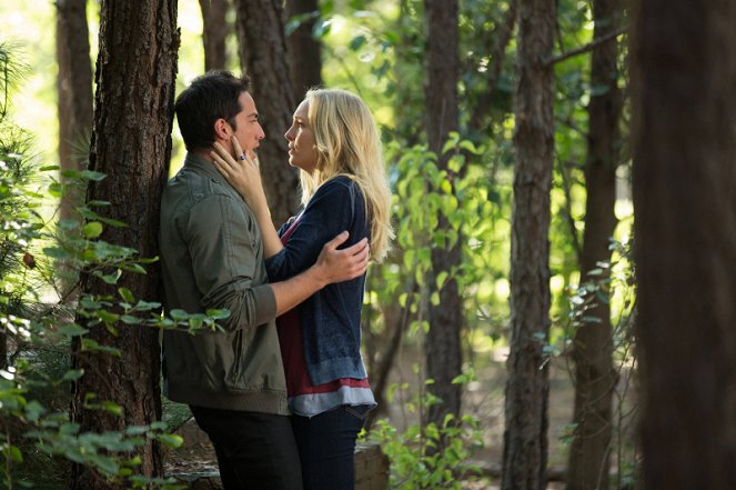 The Vampire Diaries - Growing Pains - Photos - Michael Trevino, Candice King