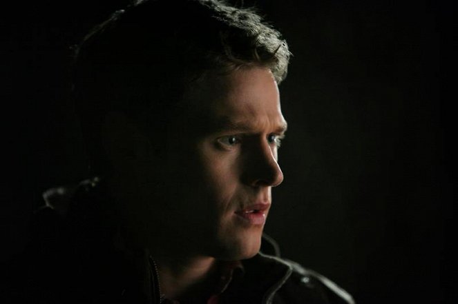 The Vampire Diaries - She's Come Undone - Photos - Zach Roerig