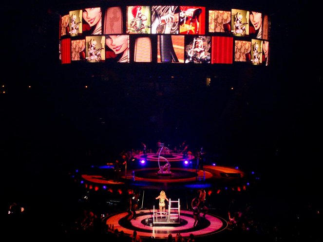 The Circus Starring Britney Spears - Kuvat elokuvasta