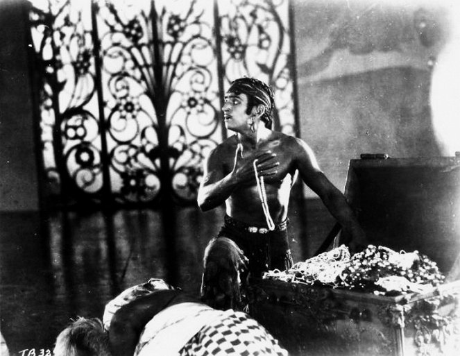 Zlodej z Bagdádu - Z filmu - Douglas Fairbanks