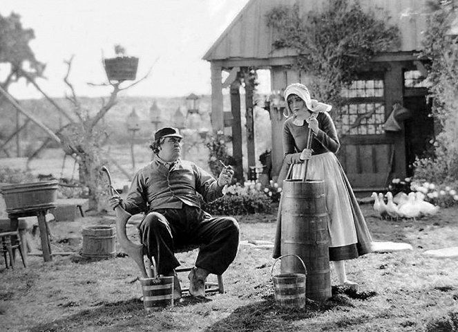 The Red Mill - Film - Marion Davies