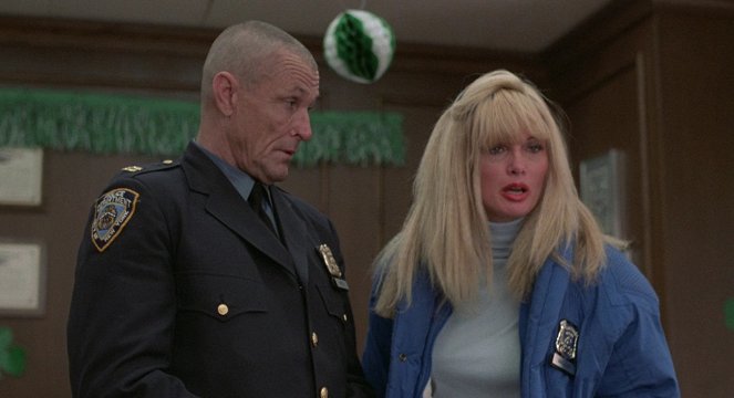 Maniac Cop - Kuvat elokuvasta - William Smith, Laurene Landon