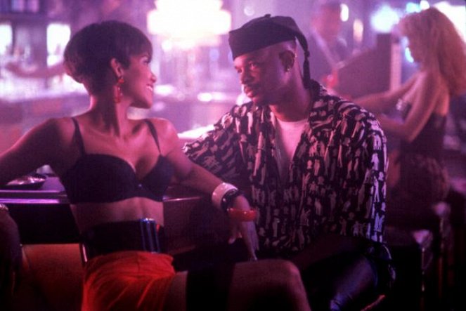 Ostatni skaut - Z filmu - Halle Berry, Damon Wayans