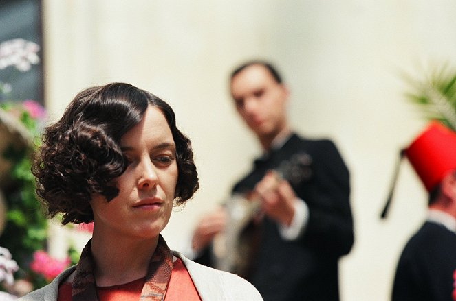 Agatha Christie: A Life in Pictures - Do filme - Olivia Williams