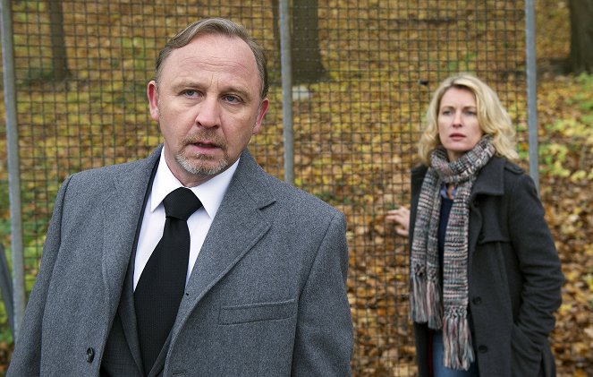 Tatort - Season 42 - Mord in der ersten Liga - Photos - Alexander Held, Maria Furtwängler