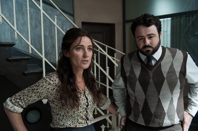 Zločiny nad Seinou - Z filmu - Orla Brady, Celyn Jones