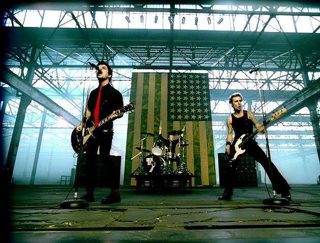 Green Day - American Idiot - Van film - Billie Joe Armstrong, Tre Cool, Mike Dirnt