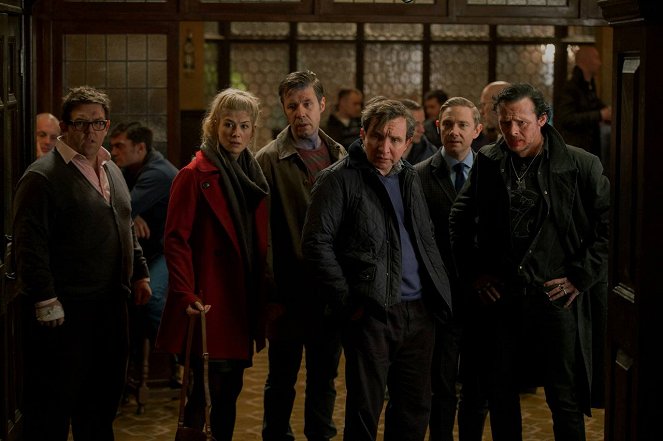 Na konci sveta - Z filmu - Nick Frost, Rosamund Pike, Paddy Considine, Eddie Marsan, Martin Freeman, Simon Pegg