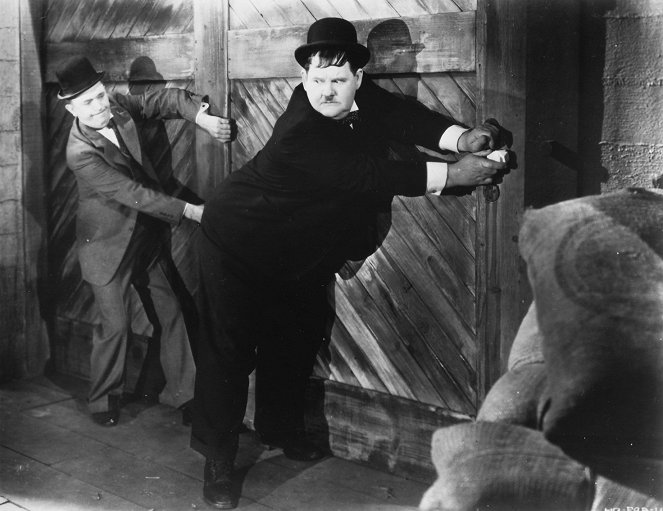 Rokonok - Filmfotók - Stan Laurel, Oliver Hardy
