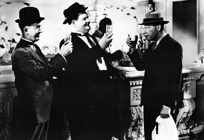 2 x Dick und 2 x Doof - Spuk aus dem Jenseits - Filmfotos - Stan Laurel, Oliver Hardy
