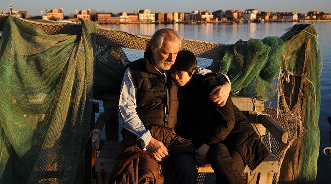 La pequeña Venecia - De la película - Rade Serbedzija, Tao Zhao