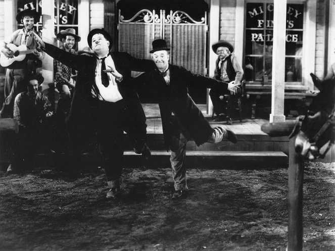 Na divokém západě - Z filmu - Oliver Hardy, Stan Laurel