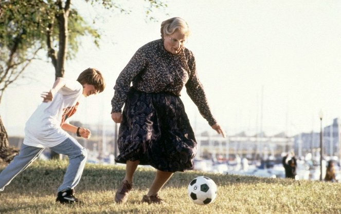 Mrs. Doubtfire - Táta v sukni - Z filmu - Matthew Lawrence, Robin Williams