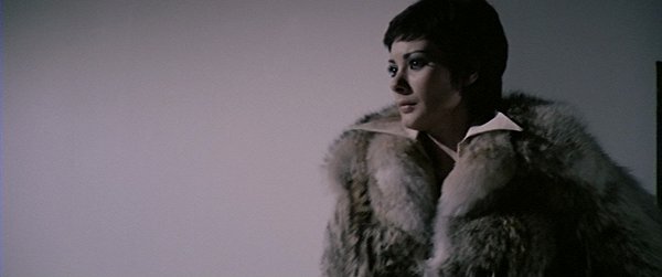 Desnuda ante el asesino - De la película - Edwige Fenech