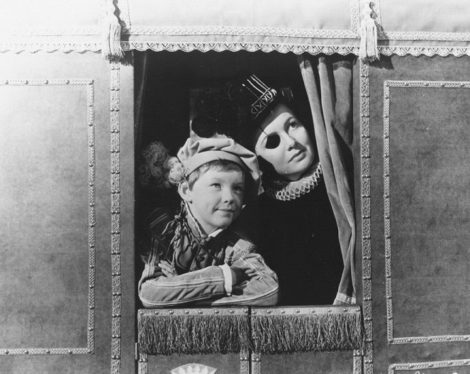 Klostrets fånge - Kuvat elokuvasta - Olivia de Havilland