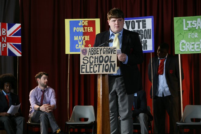 Bad Education - Season 1 - Politics - Photos - Ethan Lawrence