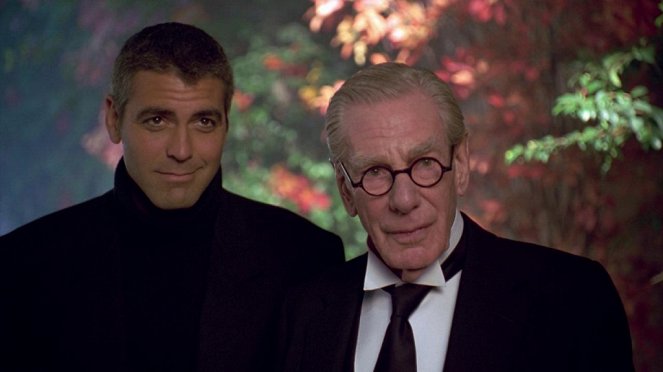Batman & Robin - Van film - George Clooney, Michael Gough