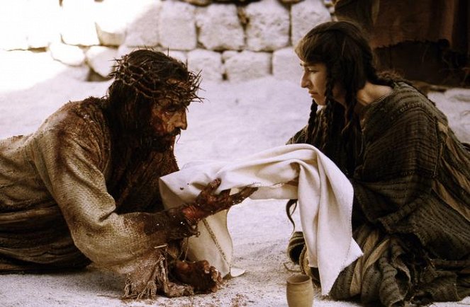 The Passion of the Christ - Van film - James Caviezel, Sabrina Impacciatore