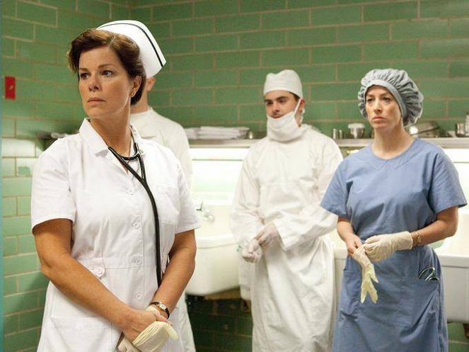 Nemocnica Parkland: Atentát na Kennedyho - Z filmu - Marcia Gay Harden, Zac Efron