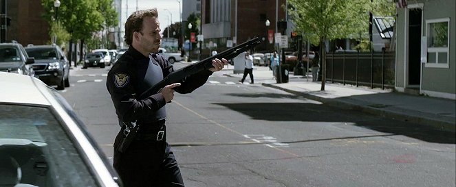 Officer Down - Film - Stephen Dorff