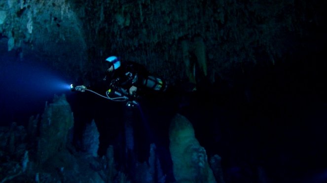 Blue Holes: Diving the Labyrinth - Film