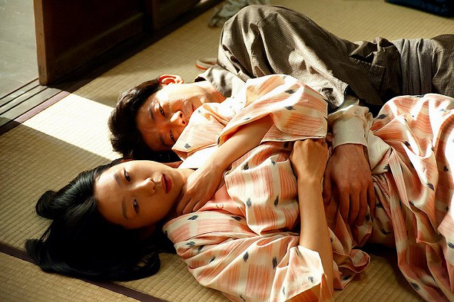 Sensó to hitori no onna - Filmfotók - Noriko Eguchi, Masatoshi Nagase