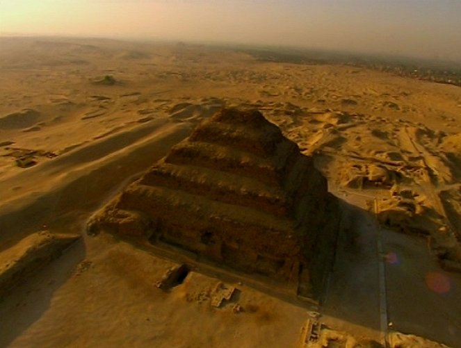 Pyramidy: Tajná zákoutí odhalena - Z filmu