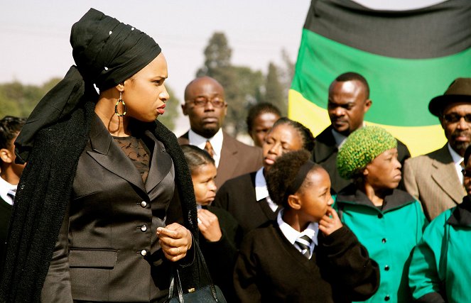 Winnie Mandela - Photos - Jennifer Hudson