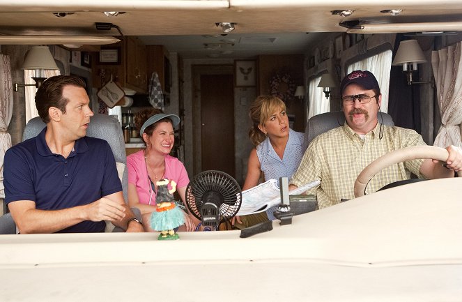 Les Miller, une famille en herbe - Film - Jason Sudeikis, Kathryn Hahn, Jennifer Aniston, Nick Offerman