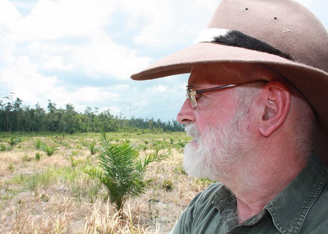 Terry Pratchett: Facing Extinction - Photos - Terry Pratchett