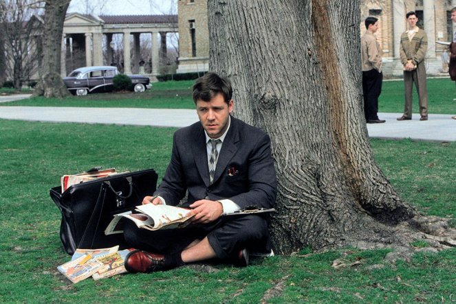A Beautiful Mind - Photos - Russell Crowe