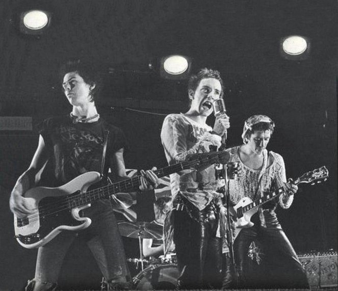Sex Pistols - God Save The Queen - Photos - Sid Vicious, John Lydon, Steve Jones