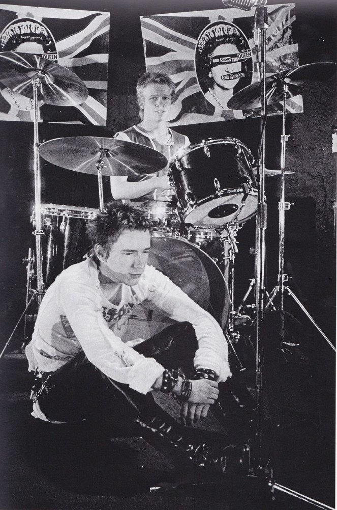 Sex Pistols - God Save The Queen - Filmfotos - John Lydon, Paul Cook