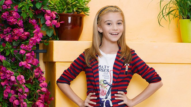 Dog with a Blog - Promo - Genevieve Hannelius