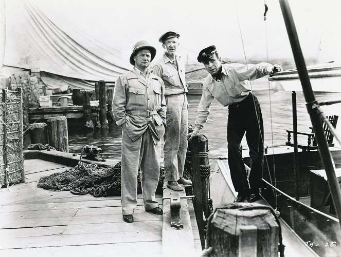 Kirjava satama - Kuvat elokuvasta - Walter Sande, Walter Brennan, Humphrey Bogart
